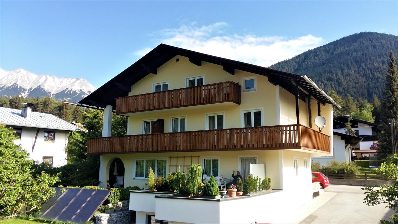 Appartementhaus Bergland Obsteig Eksteriør billede